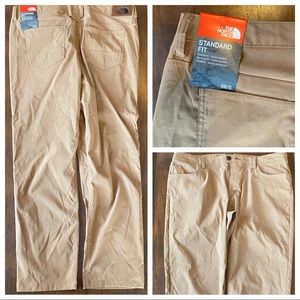 Brand new never worn the north face sprag 5 pocket pants.